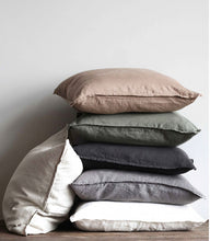 Load image into Gallery viewer, Cushion stonewashed linen- warm grey