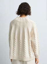 Load image into Gallery viewer, Cotton cable sweater natural