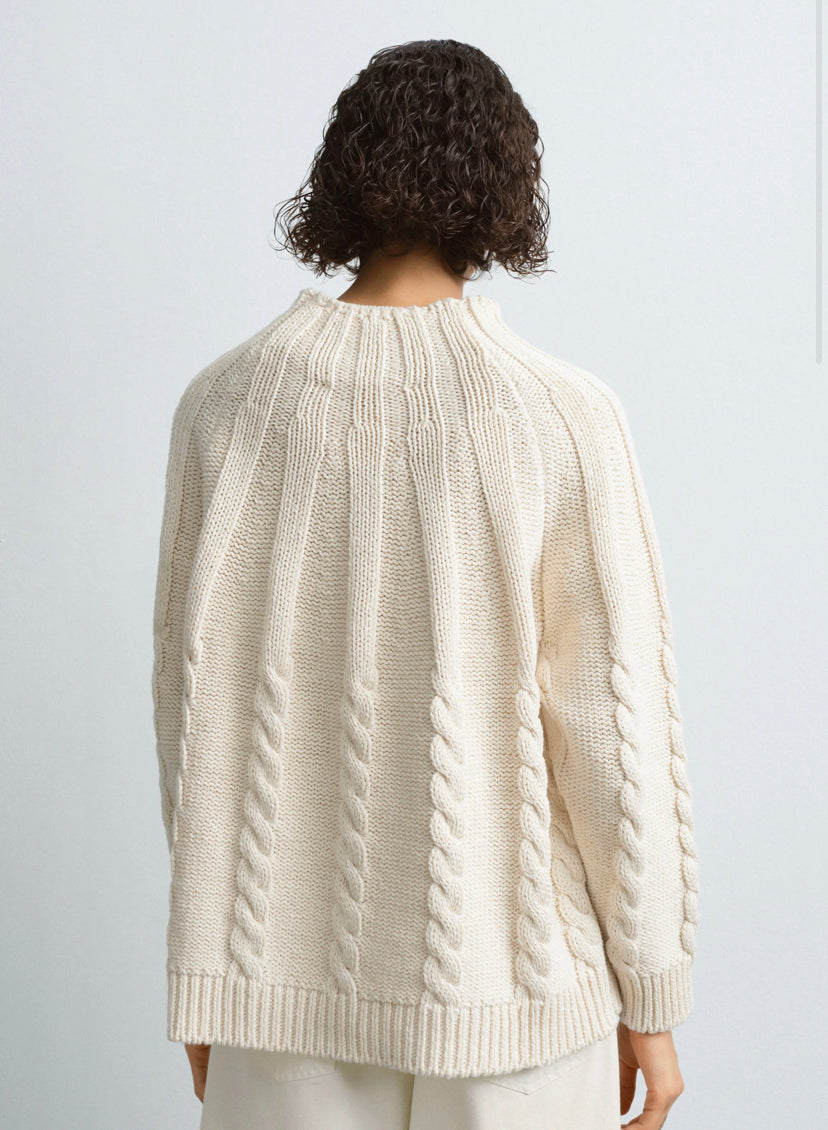 Cotton cable sweater natural